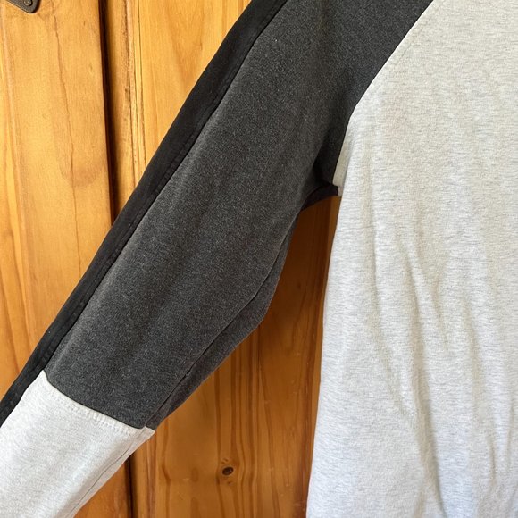 MPG Crewneck Sweatshirt – Soft, Lightweight & Cozy (M) - Picture 2 of 3